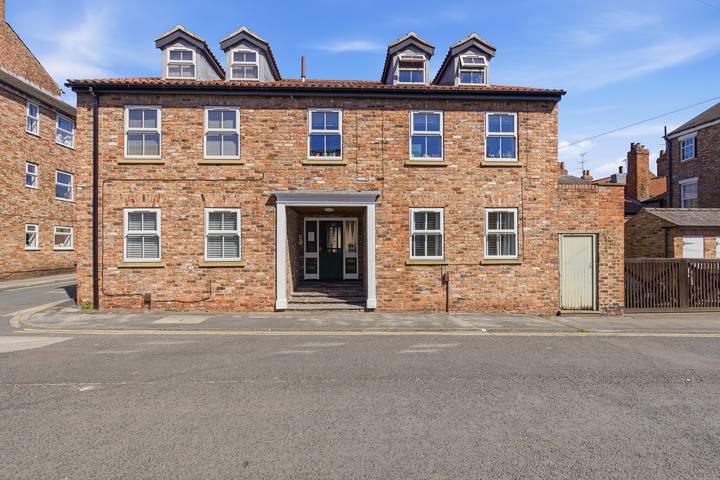 The Old Fruit Warehouse building